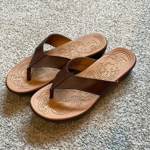 Women’s BOC Brown Sandals, size 7
